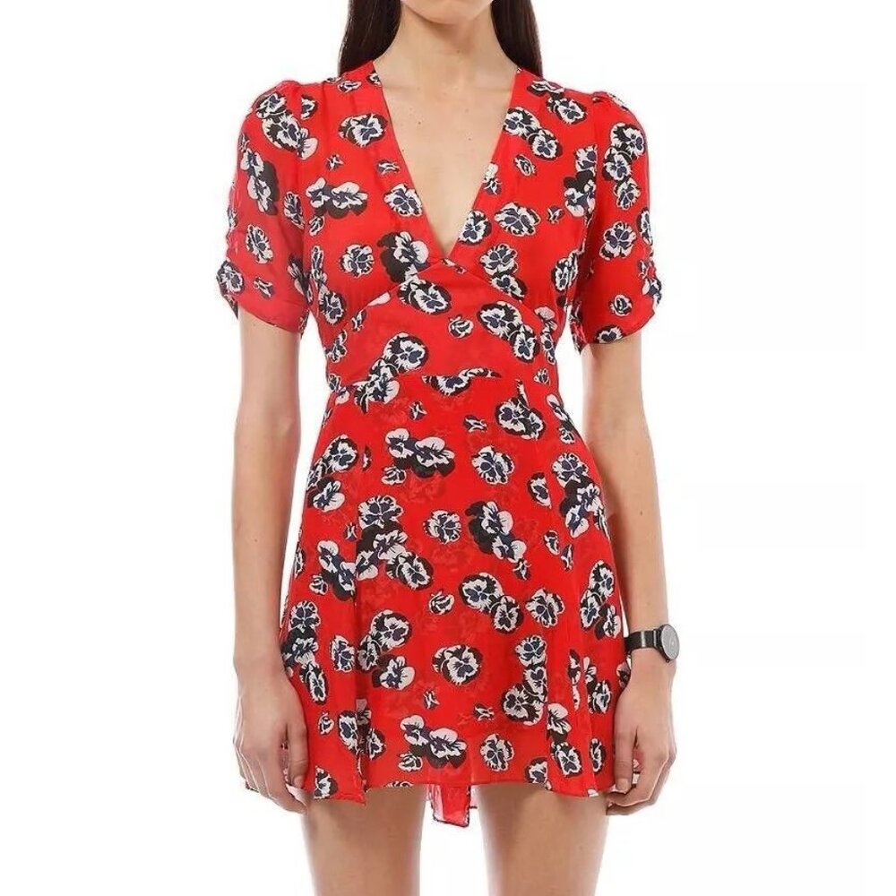 NWOT REALISATION PAR Ozzie Dress in Red Pansy